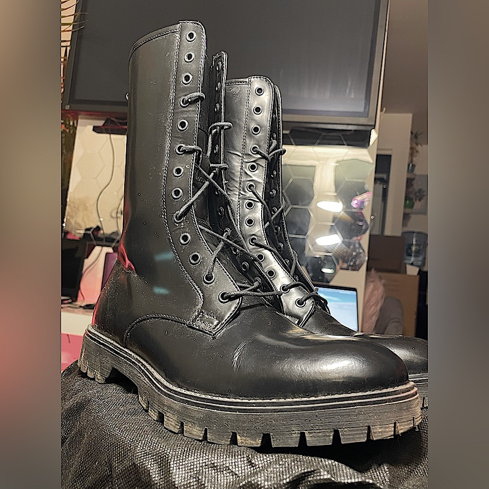 ASOS DESIGN high lace up boot in black leather with chunky sole